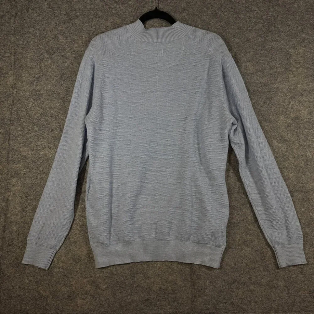 Johnnie-O Light Light Blue Cotton Knit Men's Sweater Size M Casual Golf Pullover